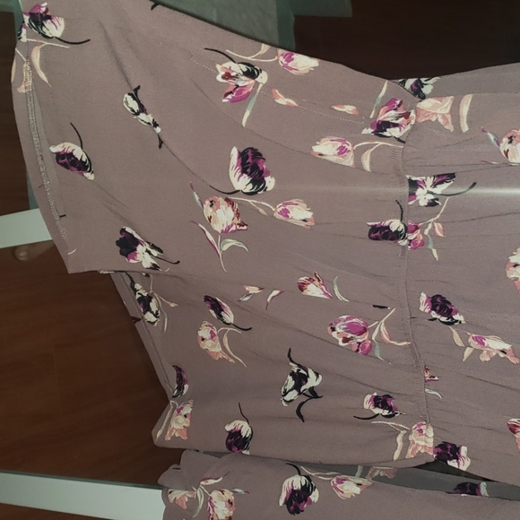 Romper - Picture 2 of 3